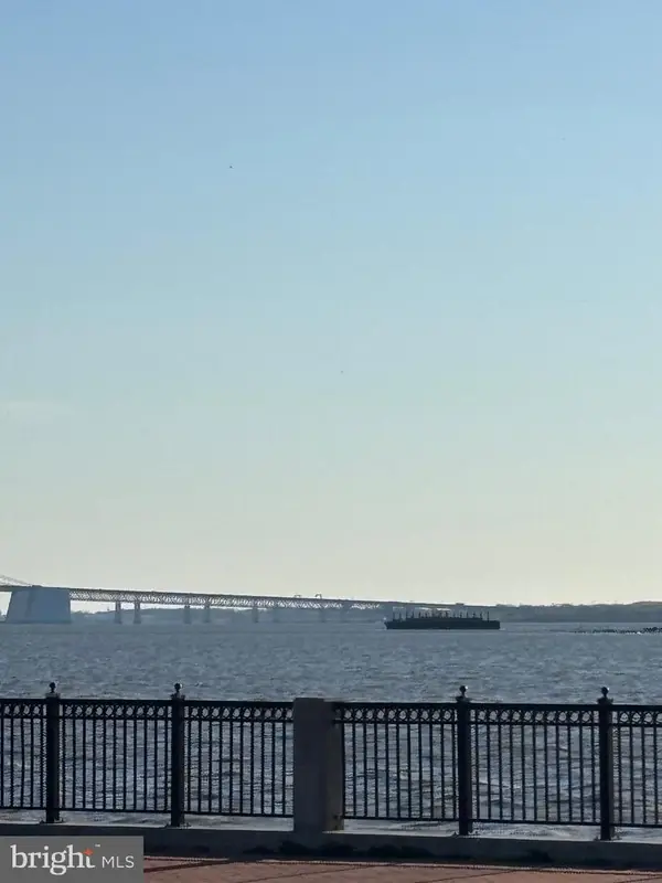 277 S River Walk, PENNS GROVE, NJ 08069