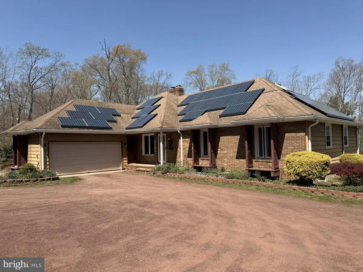 96 Oakland Dr, Pittsgrove, NJ 08318 - #1