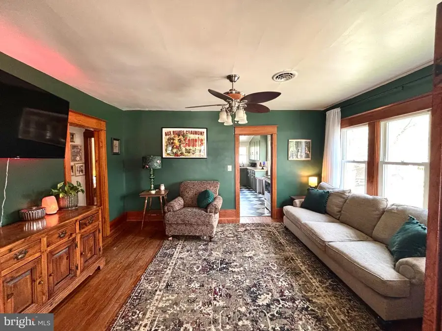 81 N Railroad Ave, Pedricktown, NJ 08067 - #3