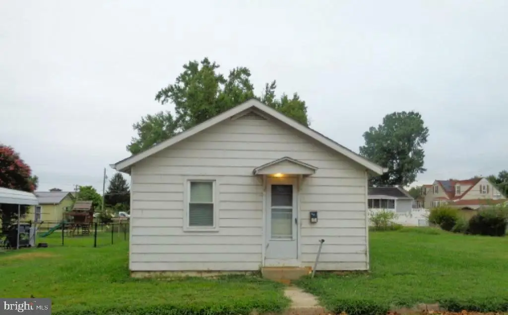 82 Castle Heights Ave, Pennsville, NJ 08070 - #1