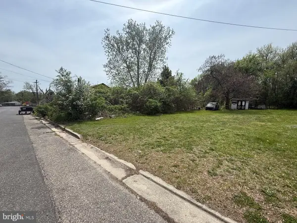 442 Park Ave, PENNS GROVE, NJ 08069