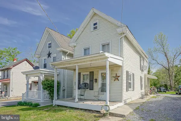 323 S Main St, WOODSTOWN, NJ 08098