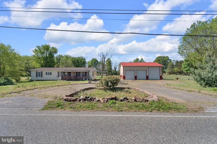347 Quaker Neck Rd, Salem, NJ 08079 - #2