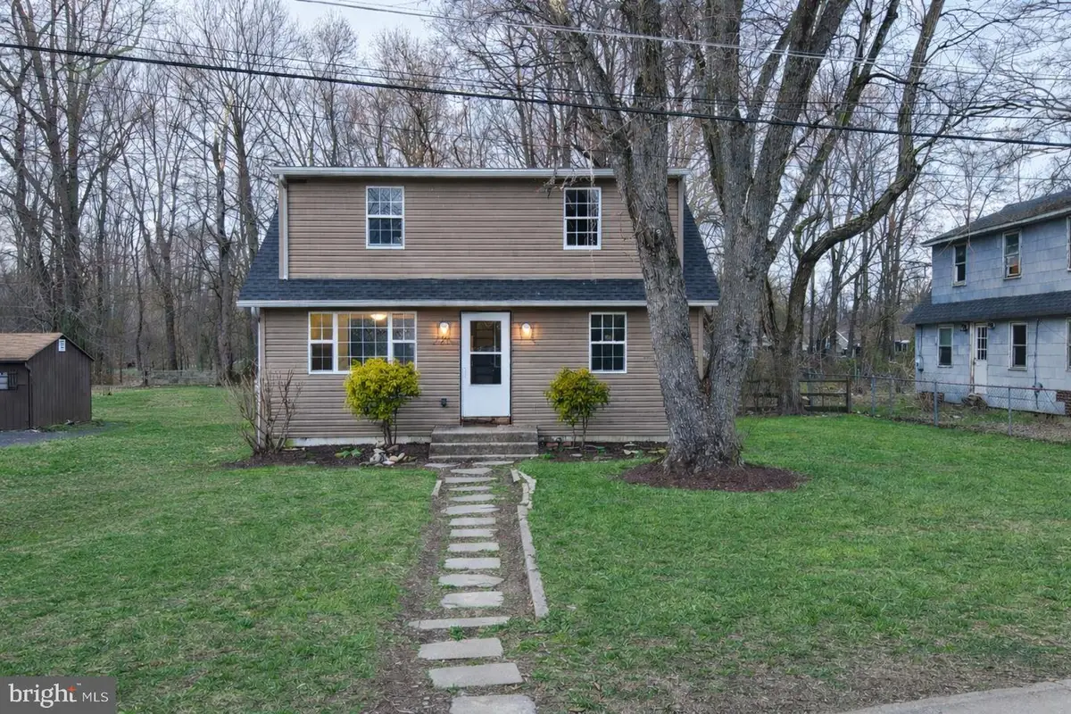 21 Sycamore Rd, Pennsville, NJ 08070 - #1