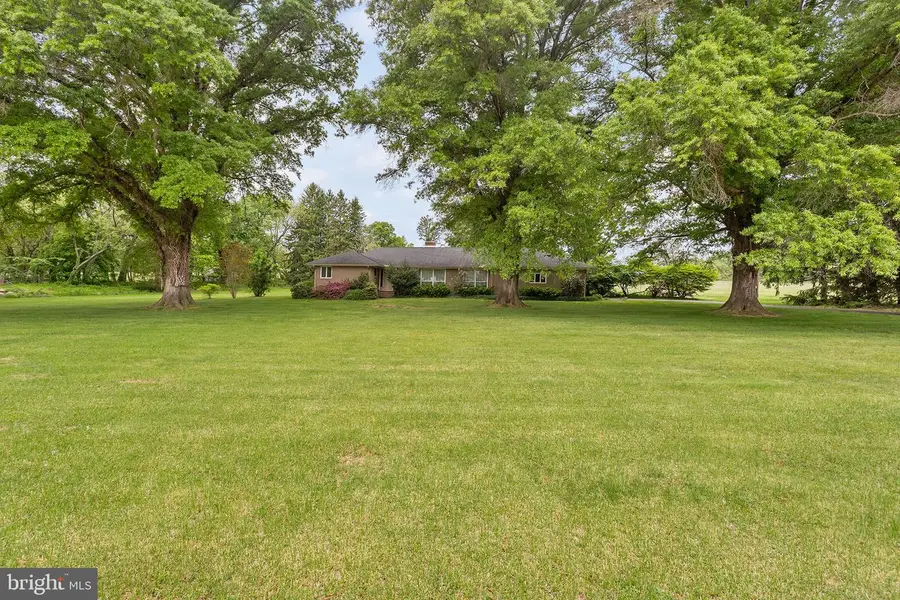 1323 Kings Hwy, Pilesgrove, NJ 08098 - #2