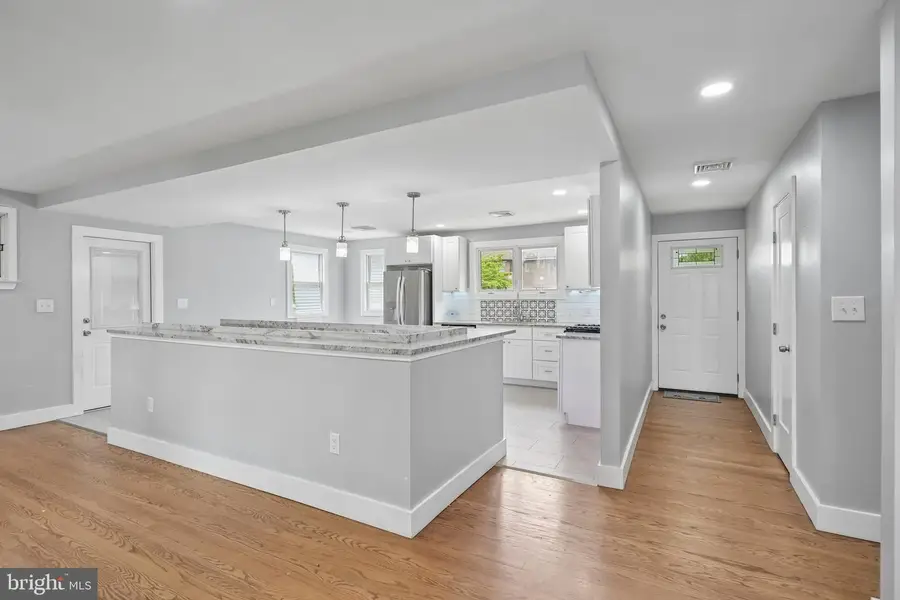 3 Lakeside Lane, Carneys Point, NJ 08069 - #2