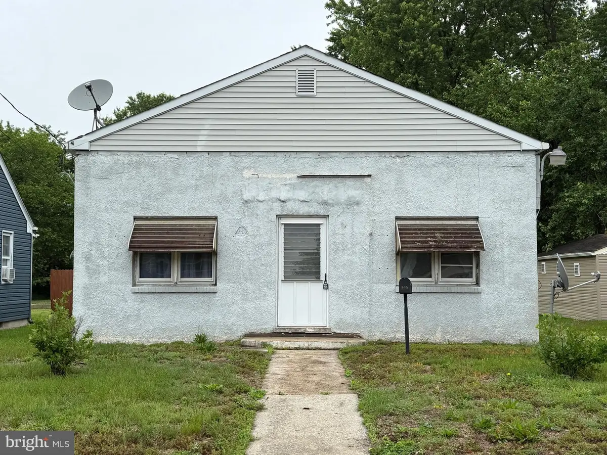125 Sixth Ave, Carneys Point, NJ 08069 - #1