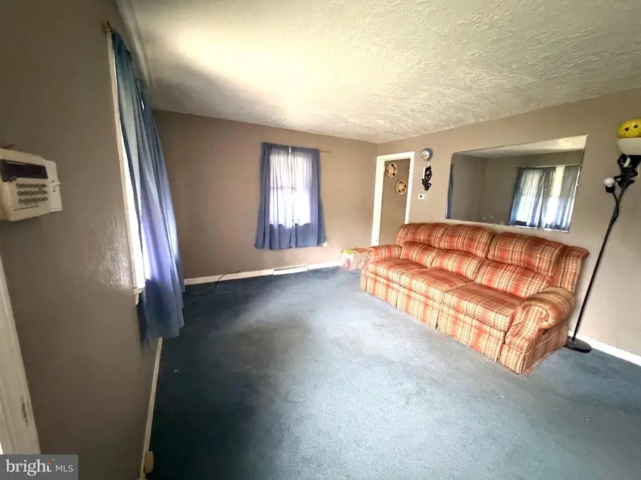 125 Sixth Ave, Carneys Point, NJ 08069 - #2
