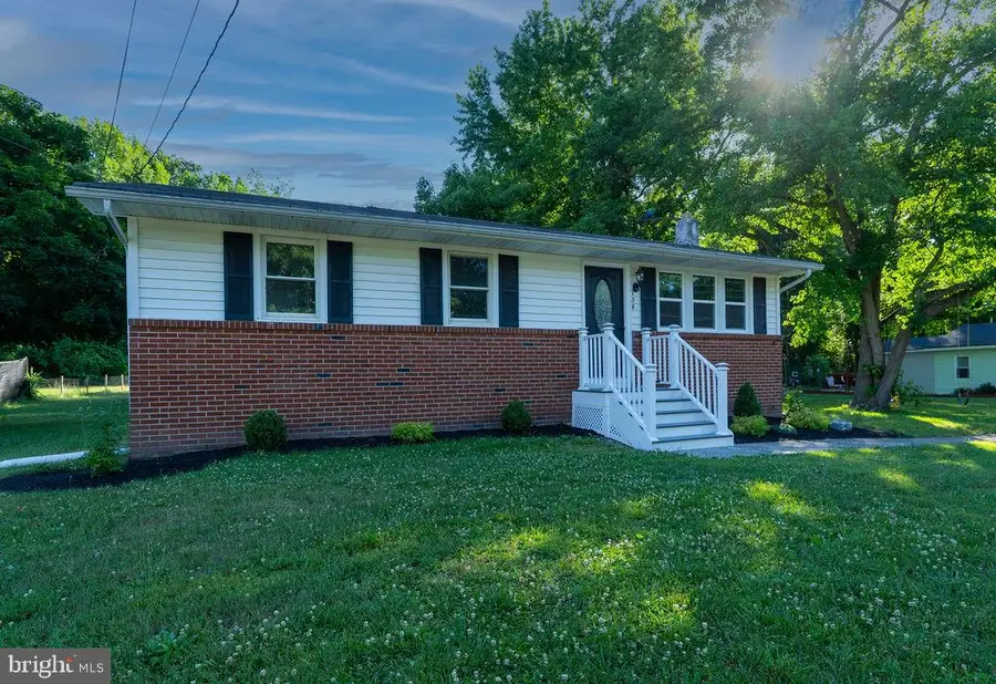 138 E Del A Vue Ave, Carneys Point, NJ 08069 - #3
