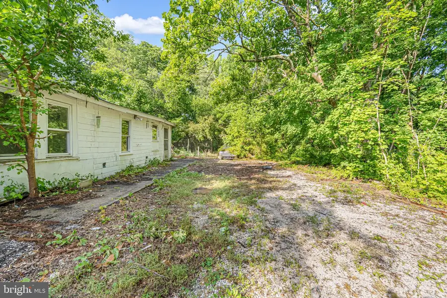 202 Lawrence Corner Rd, Pittsgrove, NJ 08318 - #2