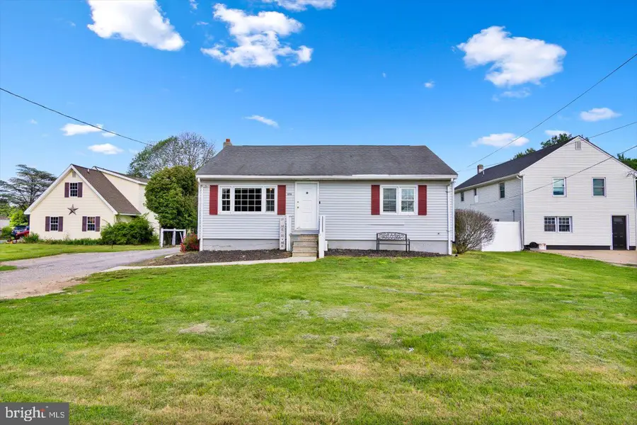 370 S Hook Rd, Pennsville, NJ 08070 - #3