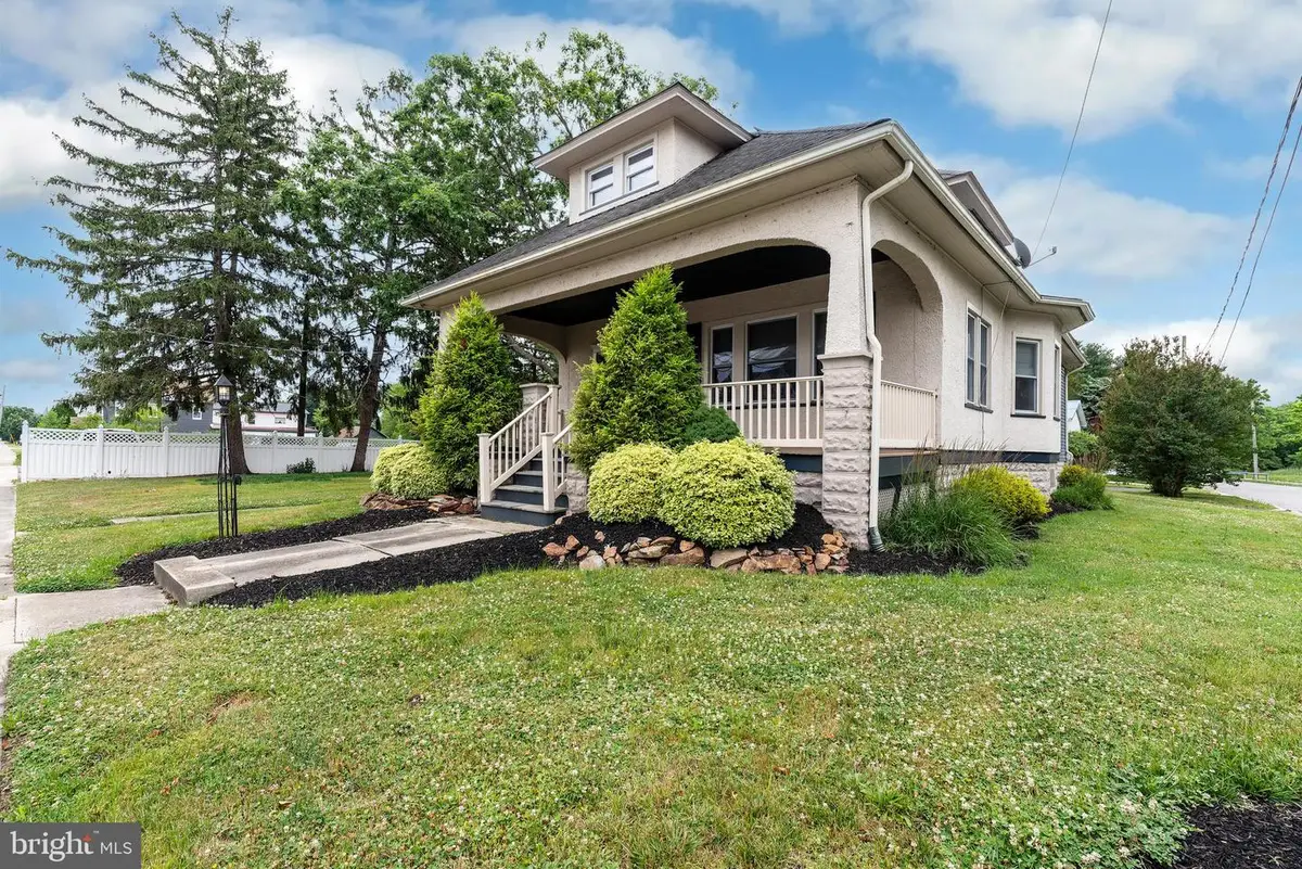 76 Broad St, Elmer, NJ 08318 - #1