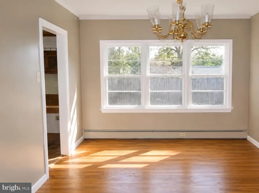 26 Delaware Dr, Penns Grove, NJ 08069 - #3