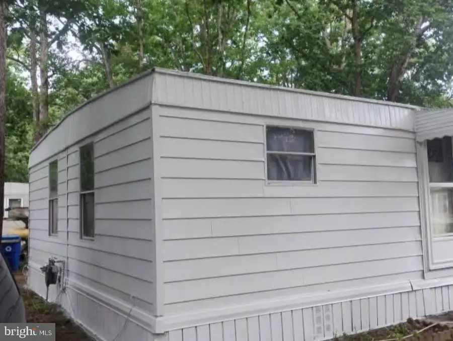 29 Elmwood Dr, Pittsgrove, NJ 08318 - #3