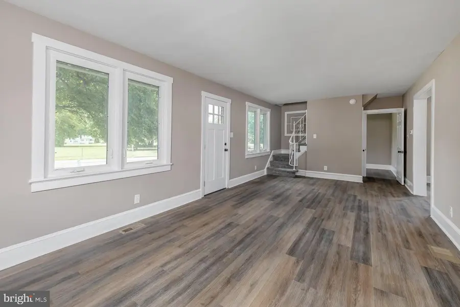 6 Sunset Ave, Pennsville, NJ 08070 - #2