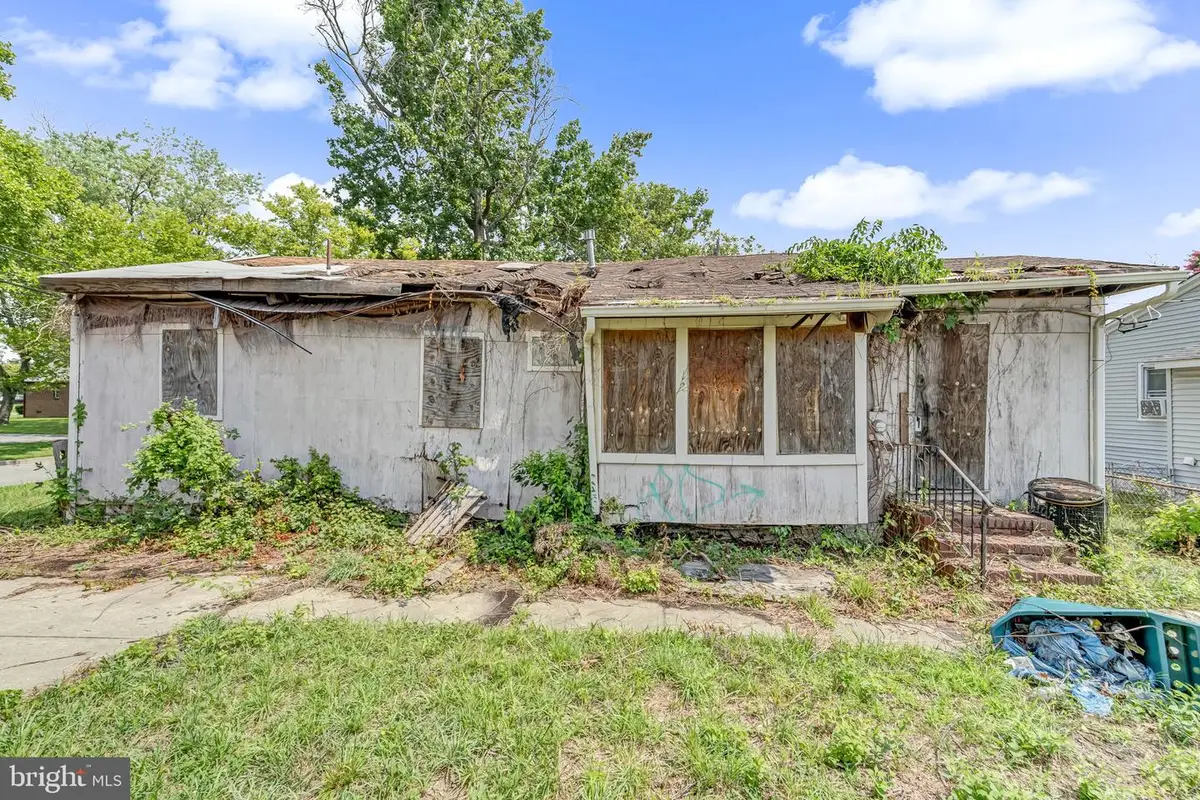 322 Taft Ave, Carneys Point, NJ 08069 - #1