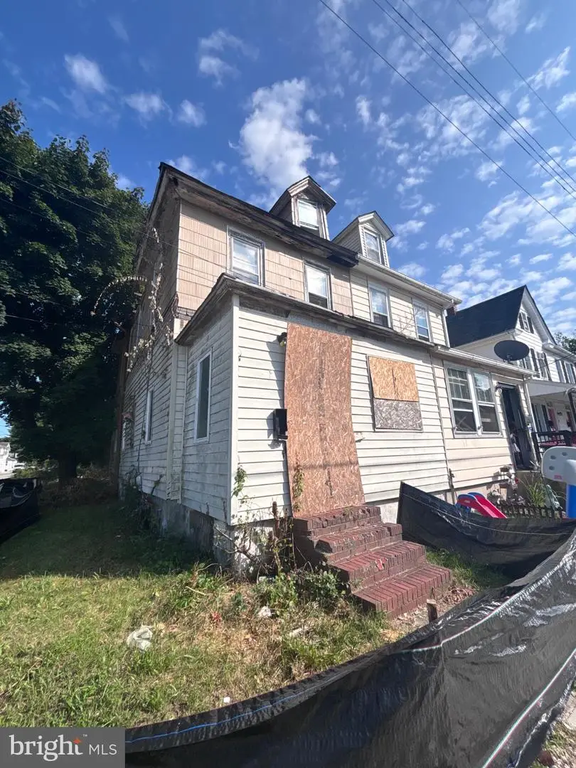 101 Penn St, Penns Grove, NJ 08069 - #1