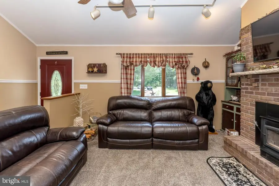 32 Richards Dr, Pittsgrove, NJ 08318 - #3