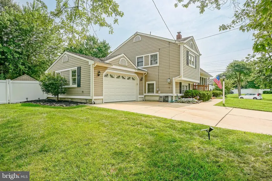 8 Paterson Ave, Pennsville, NJ 08070 - #3