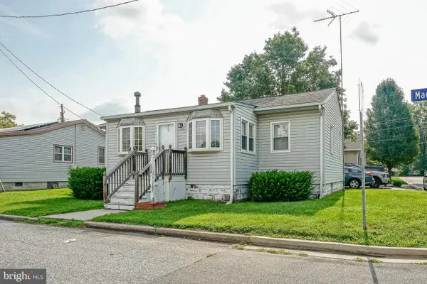 100 Madison St, DEEPWATER, NJ 08023