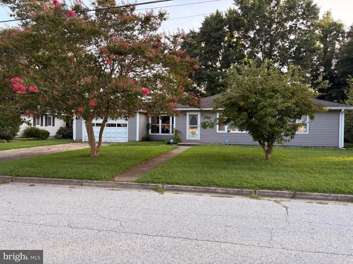 36 Klessel Ave, Pennsville, NJ 08070 - #1