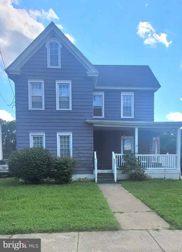 31 E Mill St, PEDRICKTOWN, NJ 08067