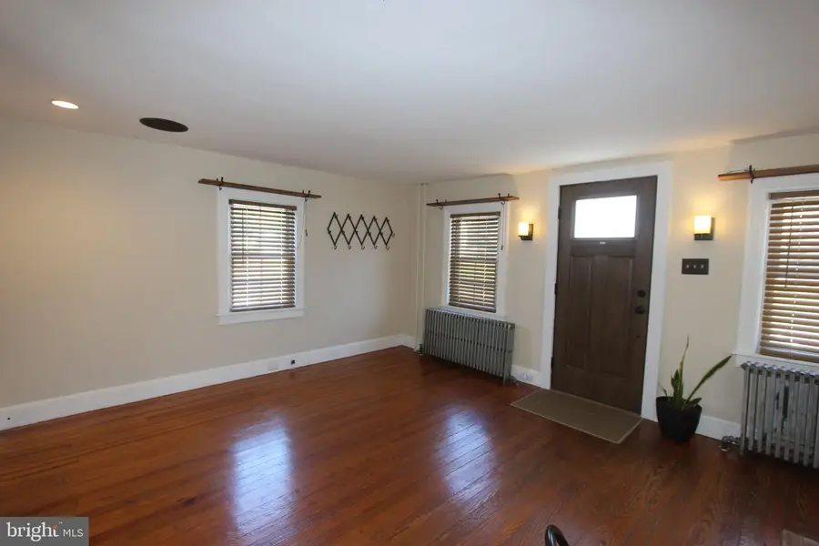 34 Elm St, Woodstown, NJ 08098 - #2