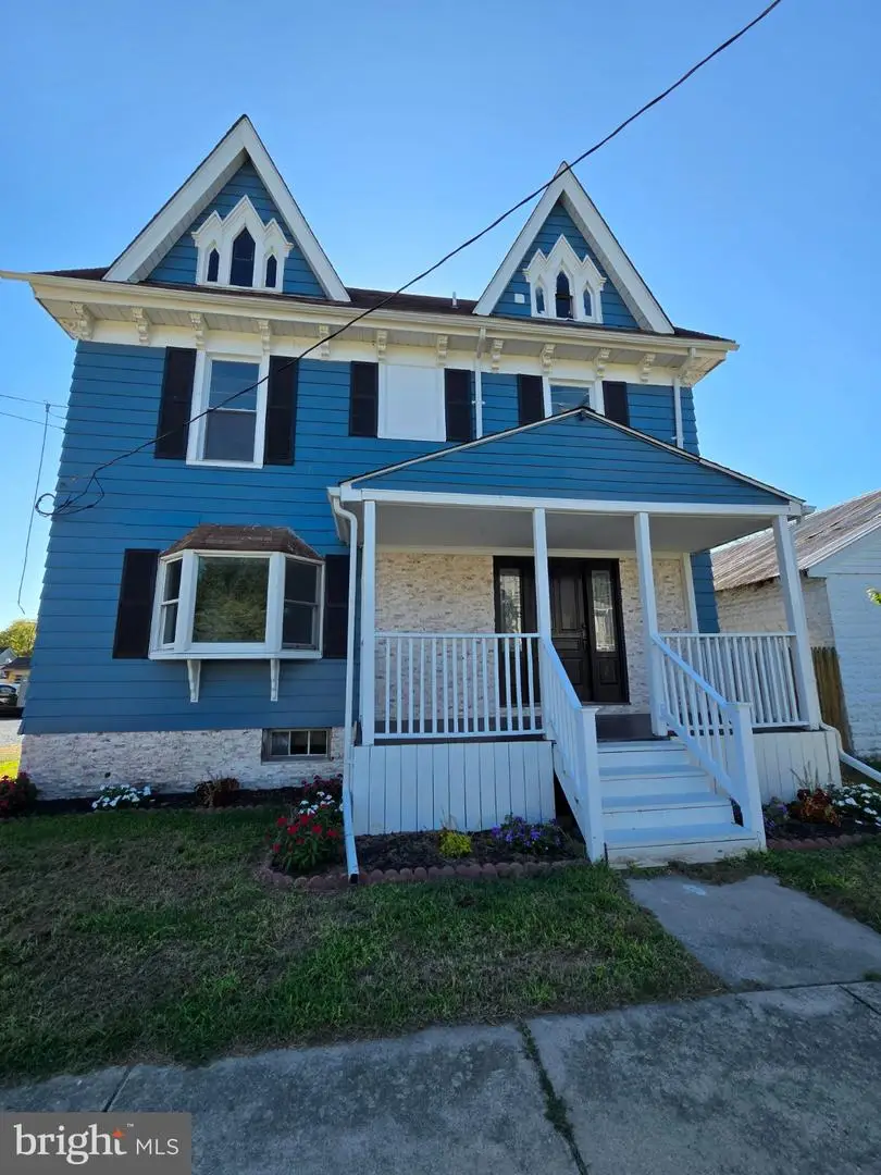 25 Main St, Quinton, NJ 08079 - #1