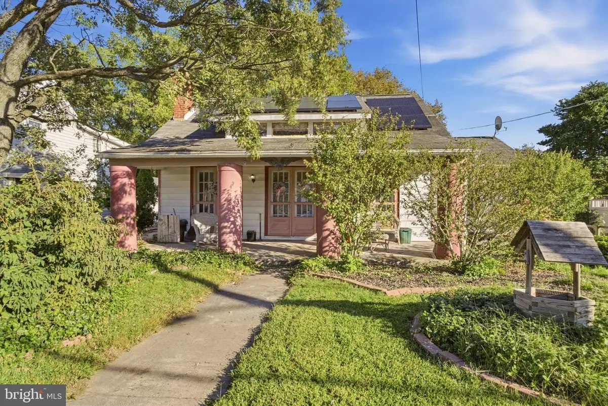 308 N Broadway, Pennsville, NJ 08070 - #1