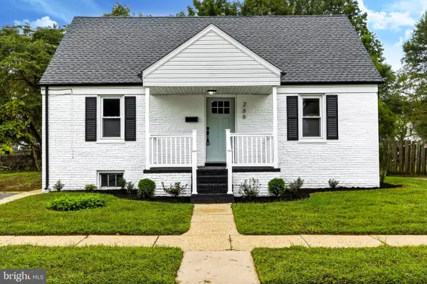 266 Dixie Dr, CARNEYS POINT, NJ 08069