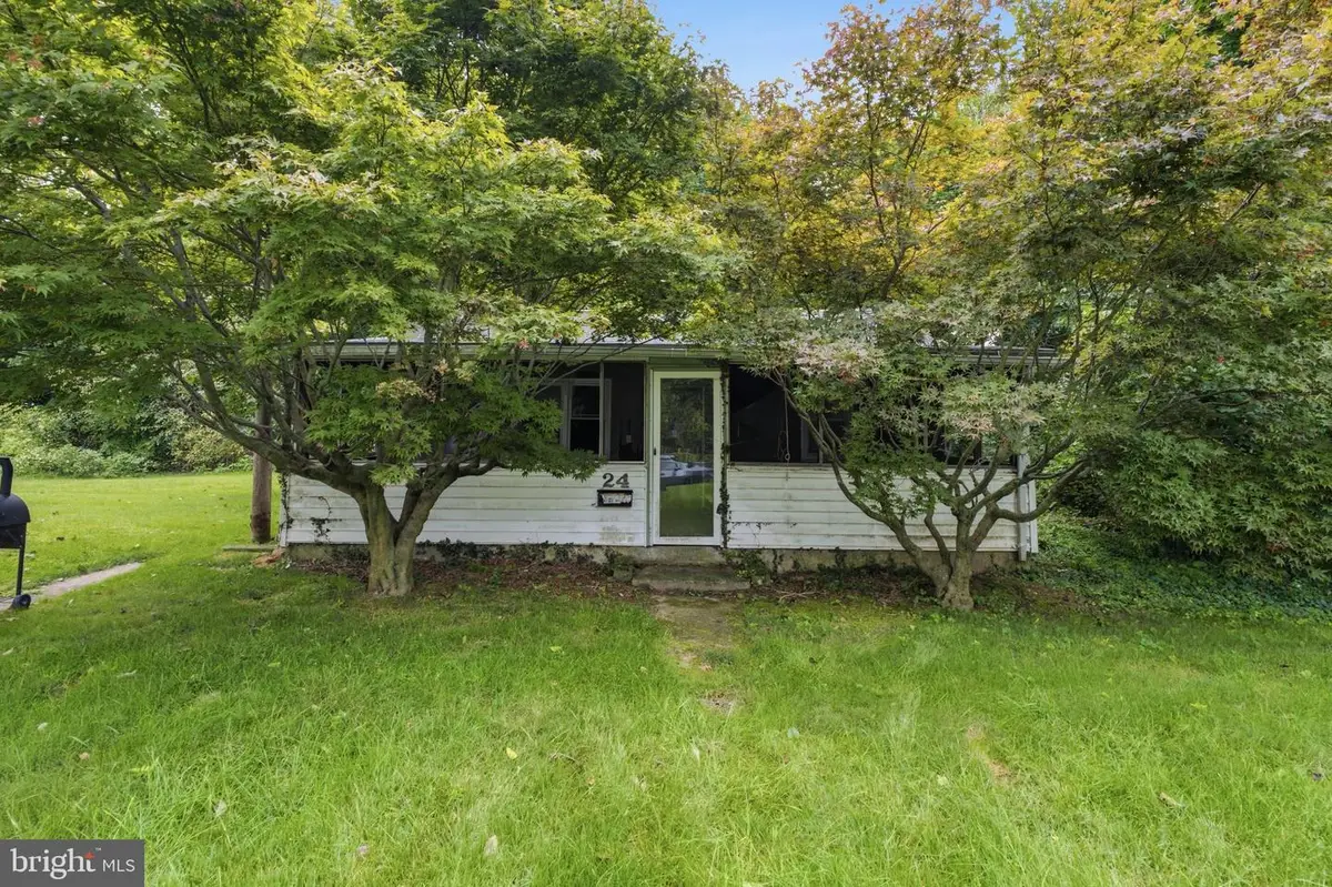 24 Elm St, Salem, NJ 08079 - #1