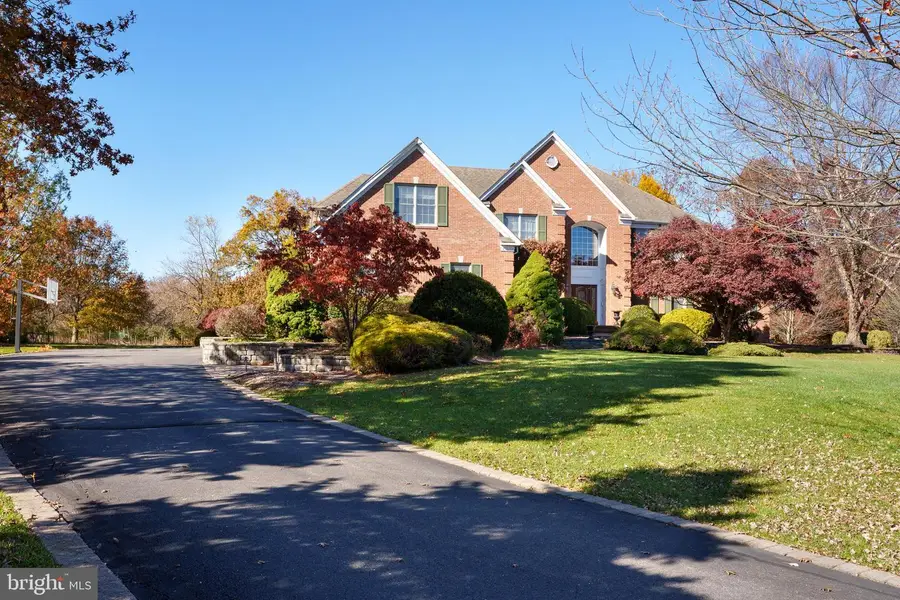 7 Silver Maple Ct, Belle Mead, NJ 08502 - #3