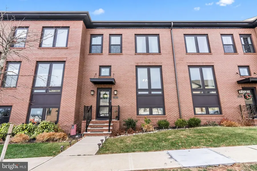 87 E Hartwick Dr, Skillman, NJ 08558 - Image #3