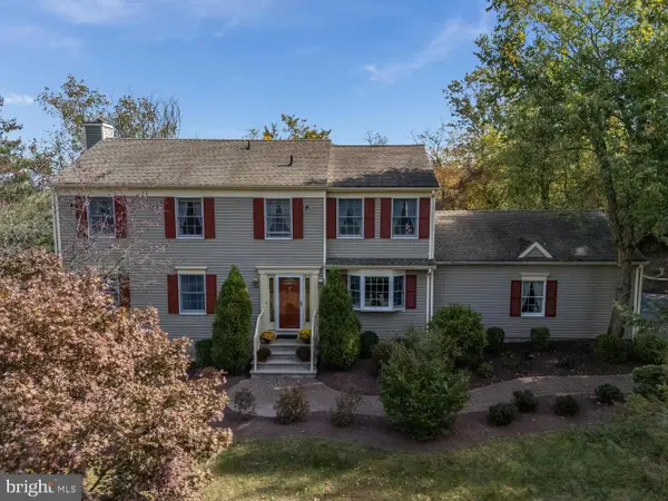 202 Daval Rd, HILLSBOROUGH, NJ 08844