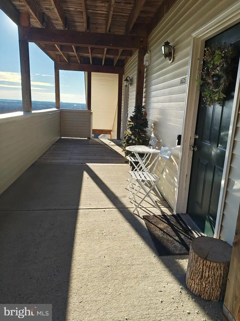 1625 King Ct, Green Brook, NJ 08812 - Image #3