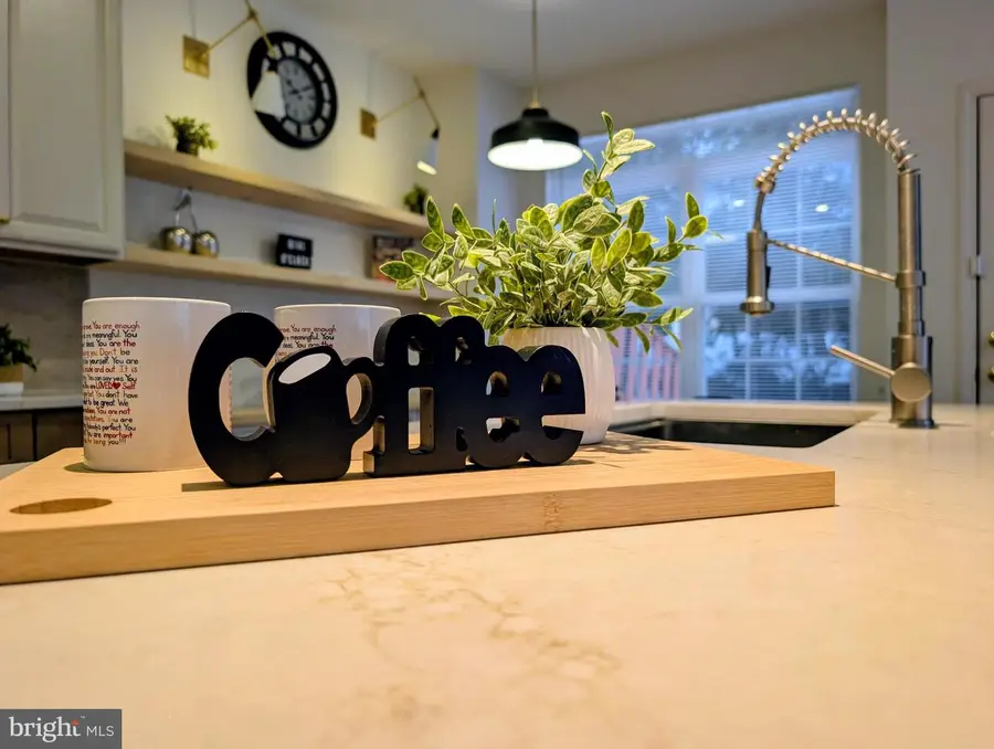 18 Scarlet Oak Dr, Princeton, NJ 08540 - Image #3