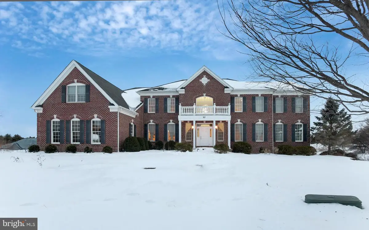 10 Raker Ct, Hillsborough, NJ 08844 - #1