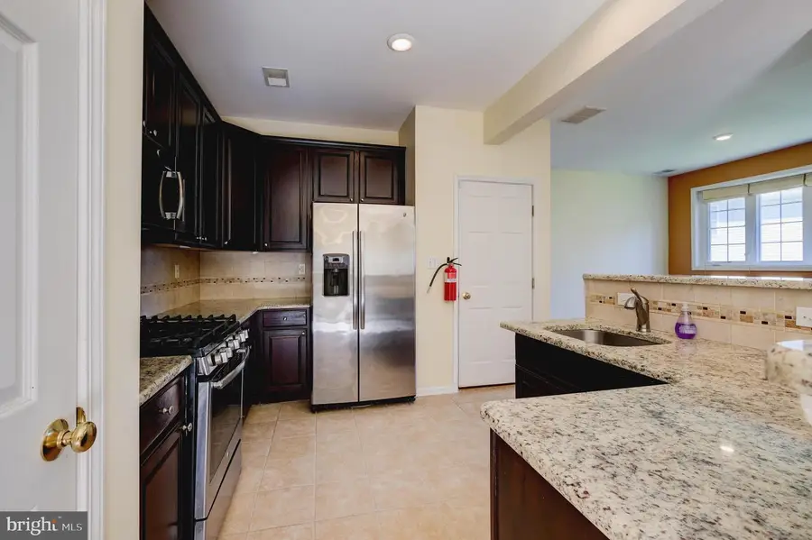 44 Scarlet Oak Dr, Princeton, NJ 08540 - #3