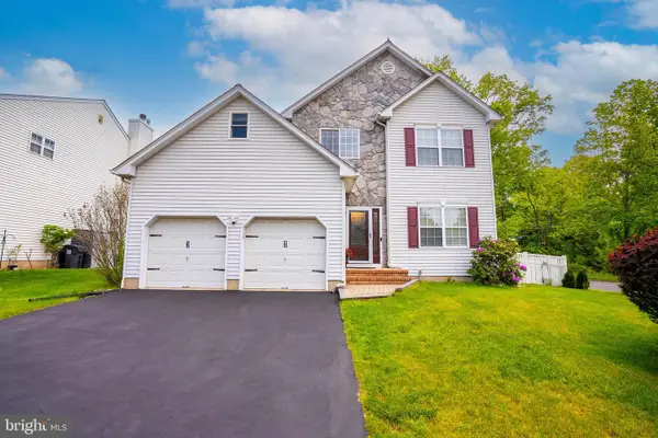 2 Danberry Ln, BRIDGEWATER, NJ 08807