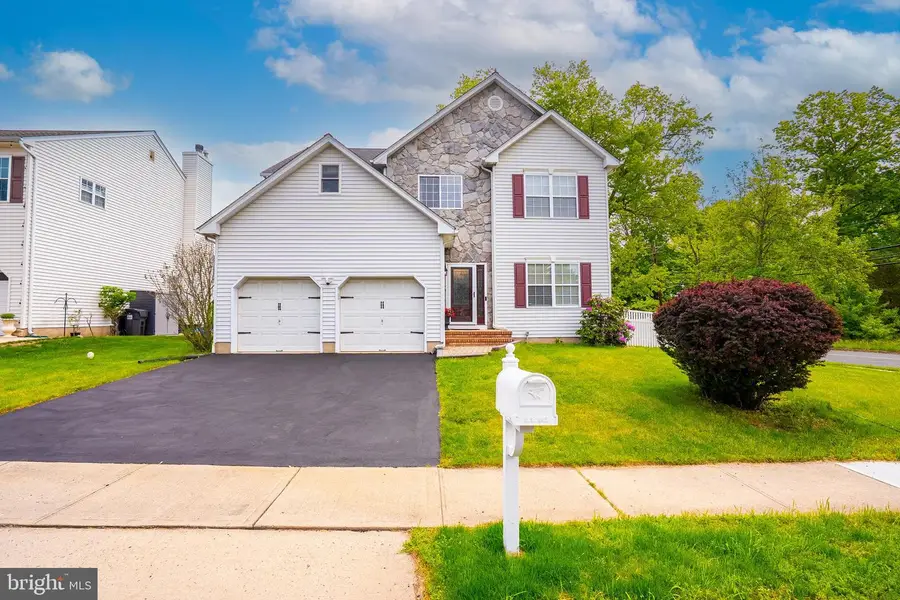 2 Danberry Ln, Bridgewater, NJ 08807 - #2