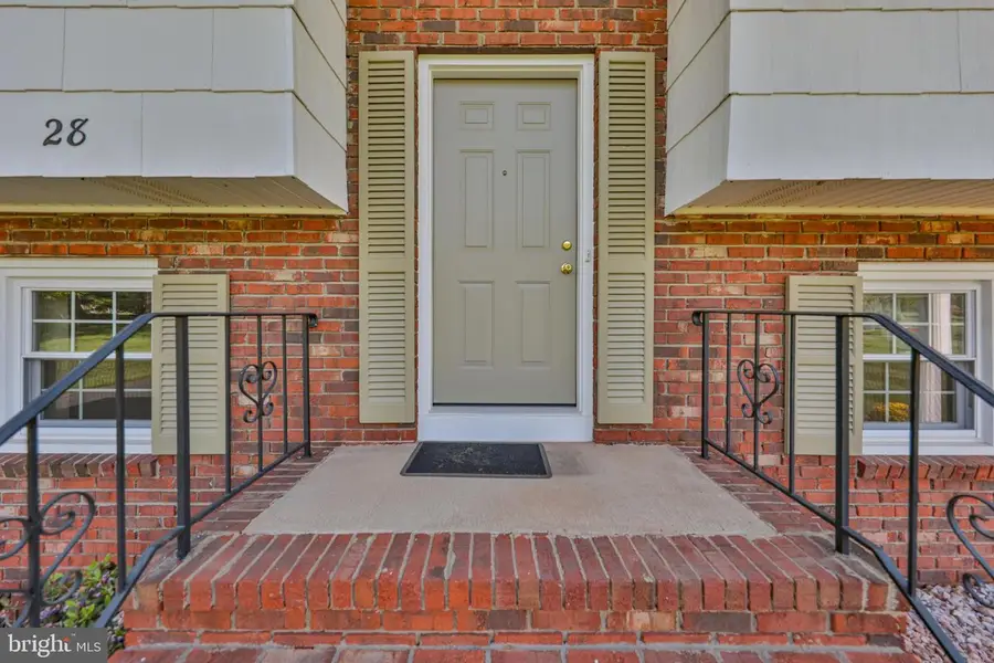28 Scott Dr, Hillsborough, NJ 08844 - #2