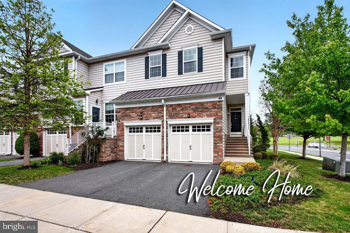 4 Braeburn Dr, Skillman, NJ 08558 - #1
