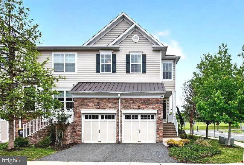 4 Braeburn Dr, Skillman, NJ 08558 - #3