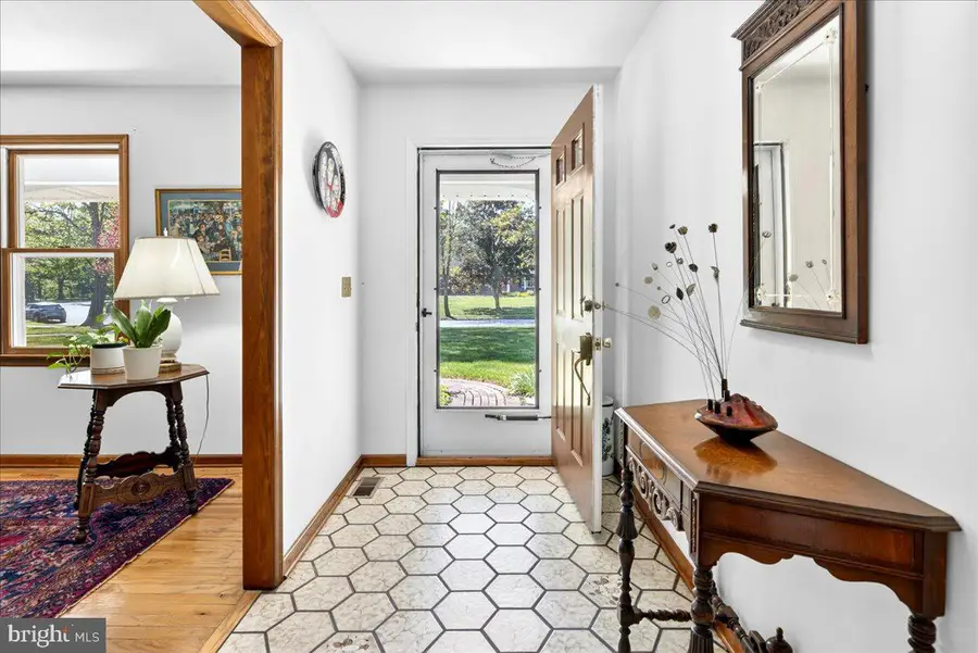 54 Platz Dr, Skillman, NJ 08558 - #3