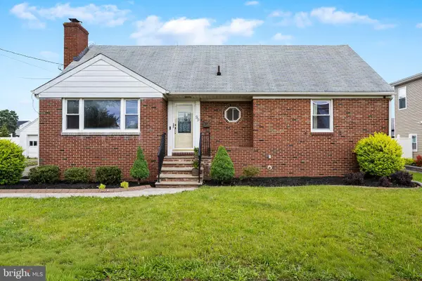 99 Henry St, SOMERSET, NJ 08873