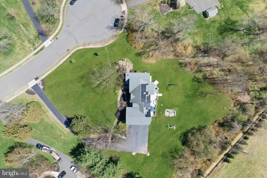 25 Carsdale Dr, Belle Mead, NJ 08502 - #2
