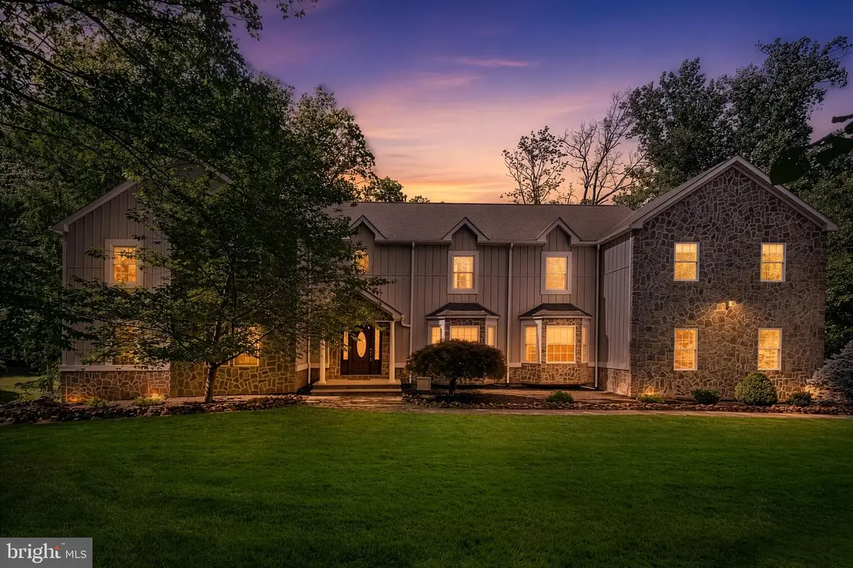 21 Angus Ln, Warren, NJ 07059 - #1