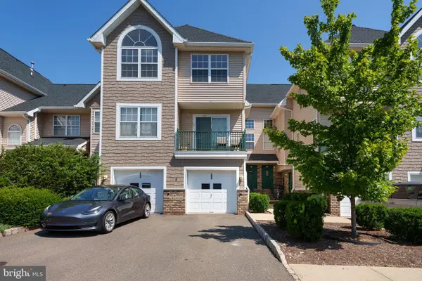 223 Tomahawk Ct, BELLE MEAD, NJ 08502