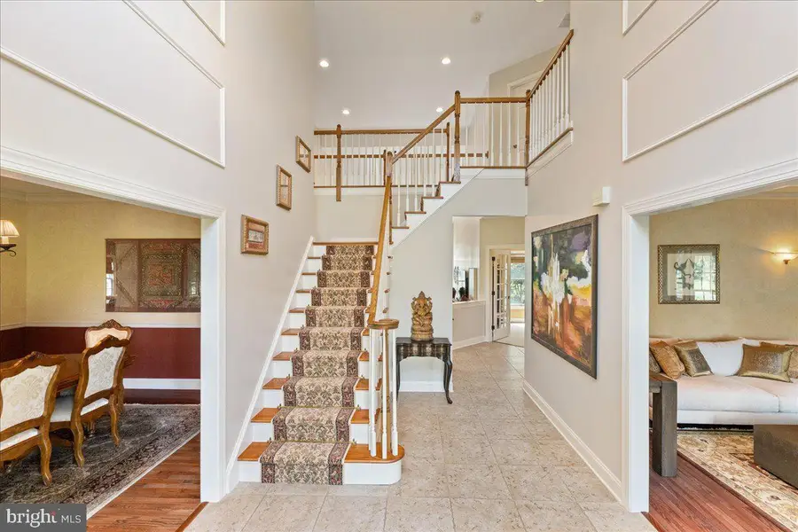 2 Scenic Hills Ct, Belle Mead, NJ 08502 - #3