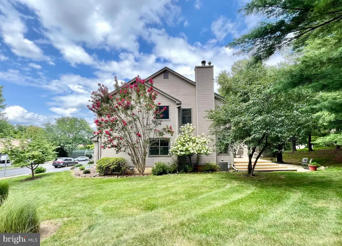 51 Manor Dr, Princeton, NJ 08540 - #1